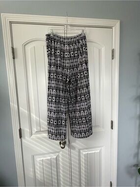 Black & White Cropped Wide Leg Pants 16W